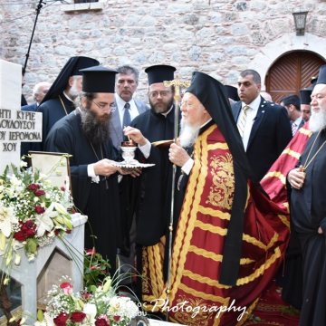Patriarhul Ecumenic la mormantul Cuviosului Iacov Tsalikis