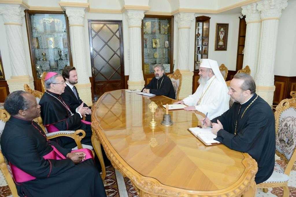 The Head of the Vatican’s Apostolic Library and Archives visiting the Romanian Patriarchate