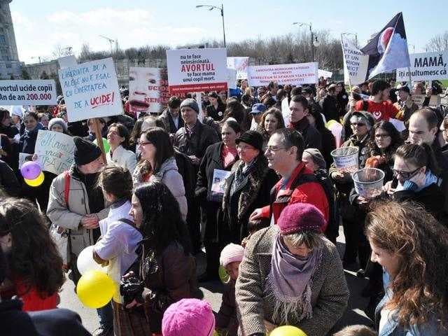 Patriarhia Română susține Marșul pentru viață 2014. Adopția – o alegere nobilă