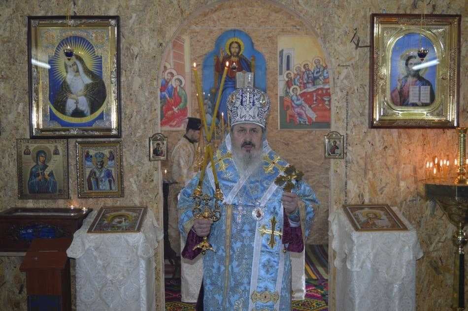 IPS Petru slujind la Climăuţi - 2017