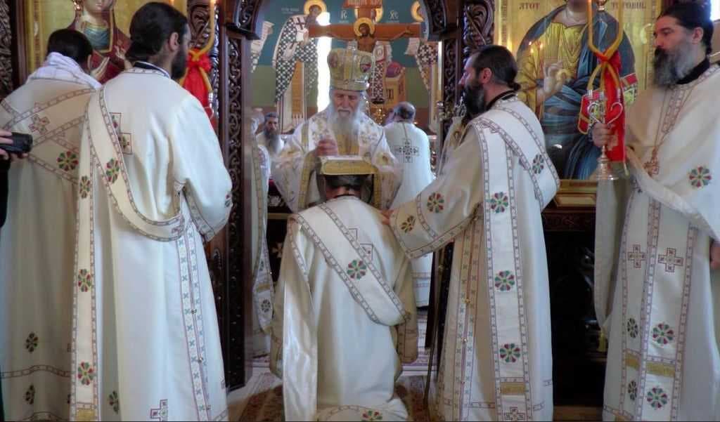 IPS Pimen slujind la Sihăstria Putnei - 2017