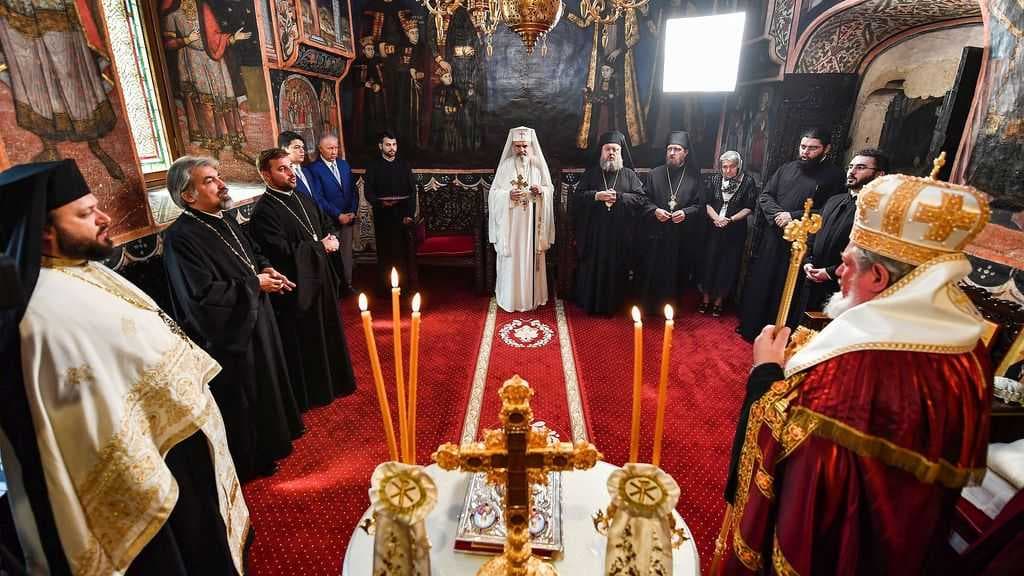 Patriarhul Daniel a aniversat 66 de ani prin rugaciune in Paraclisul istoric al Resedintei Patriarhale
