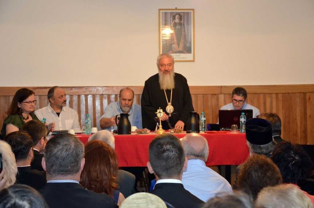 Simpozion Cluj dedicat părintelui Florea Mureşan