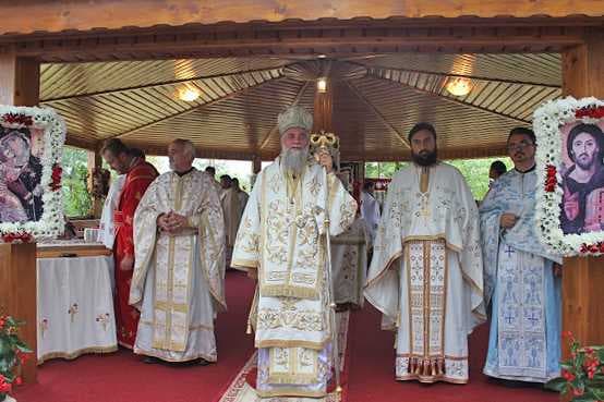 IPS Irineu la Mănăstirea Camaraseasca (2)