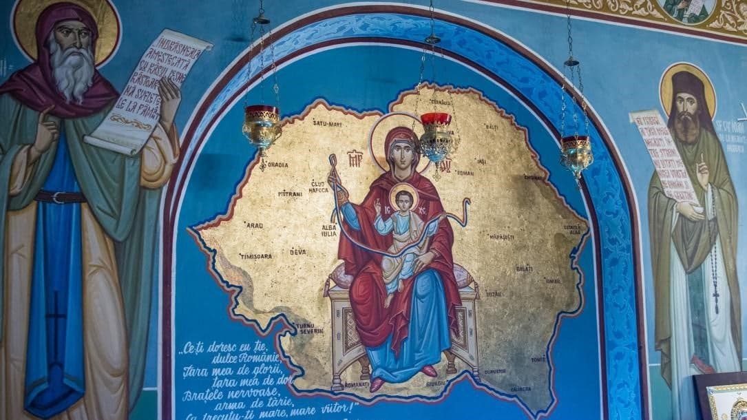 România este Grădina Maicii Domnului