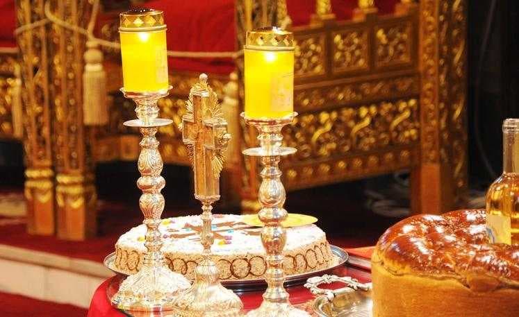Slujbe de pomenire pentru decedaţi şi rugăciuni pentru sănătatea pacienţilor, la solicitarea familiilor acestora