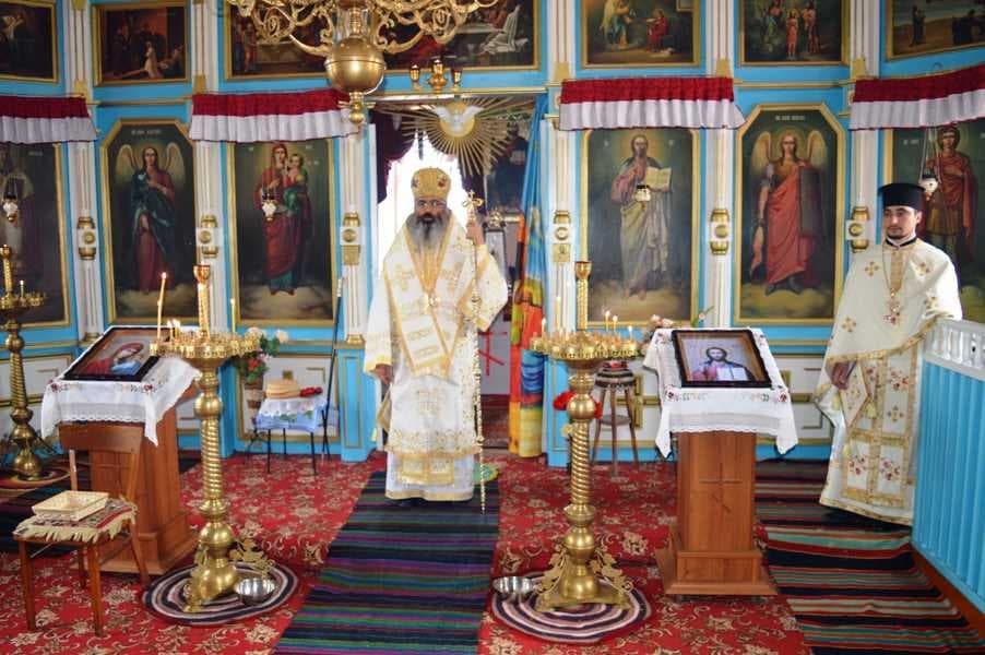 PS Antonie de Orhei la parohia Sfantul Mare Mucenic Dimitrie din Floritoaia Veche Ungheni 17 aprilie 2017 (14)