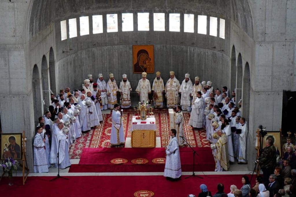 Prima sfanta liturghie la Catedrala Sfanta Sofia din Varsovia