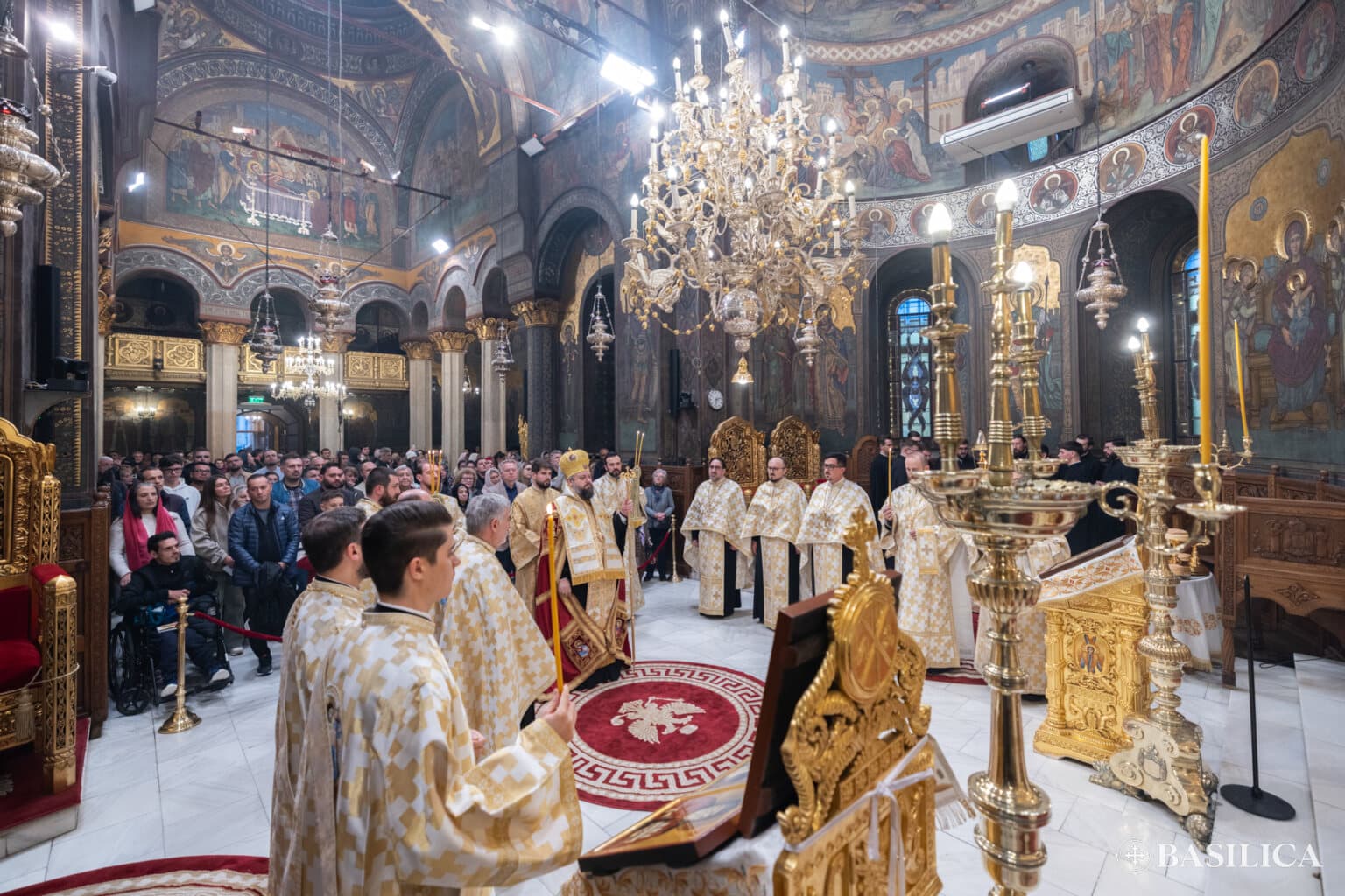 În imagini: Priveghere în cinstea Sfintei Elisabeta de la Pasărea la Catedrala Patriarhală