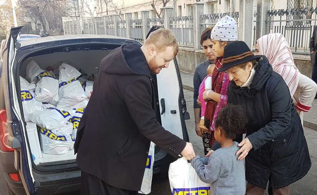 Arhiepiscopia Bucureștilor: Daruri pentru copiii refugiați din Orientul Mijlociu