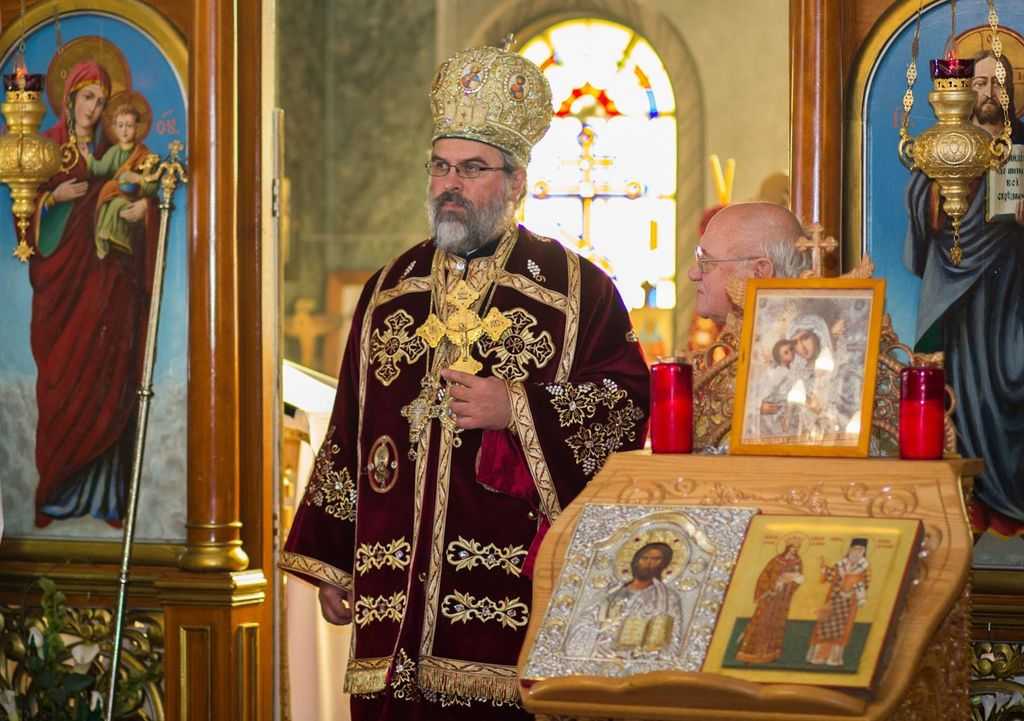 PS Ioan Casian slujind în Canada