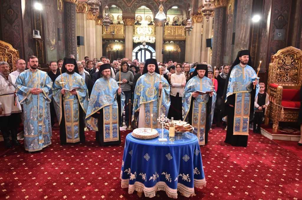 Founders of the Union of Bessarabia with Romania commemorated at the Patriarchal Cathedral