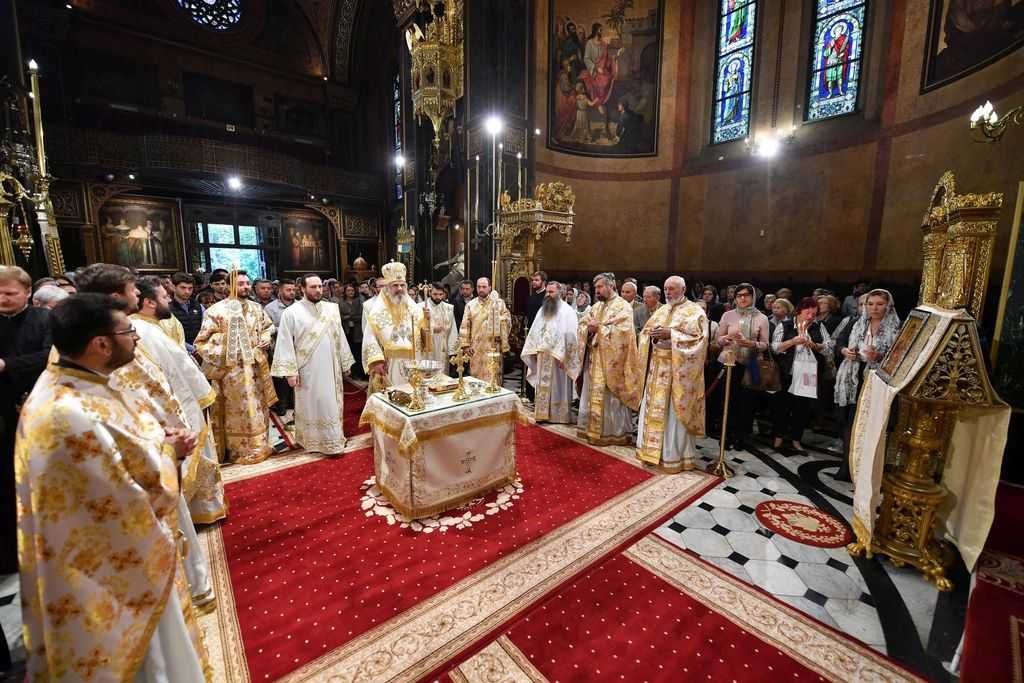 Patronal Feast of Lady Balasa Church in Bucharest. Patriarch Daniel delivers homily