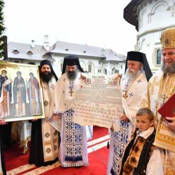 Mănăstirea Putna - Canonizarea sfinţilor putneni 2017 (42)