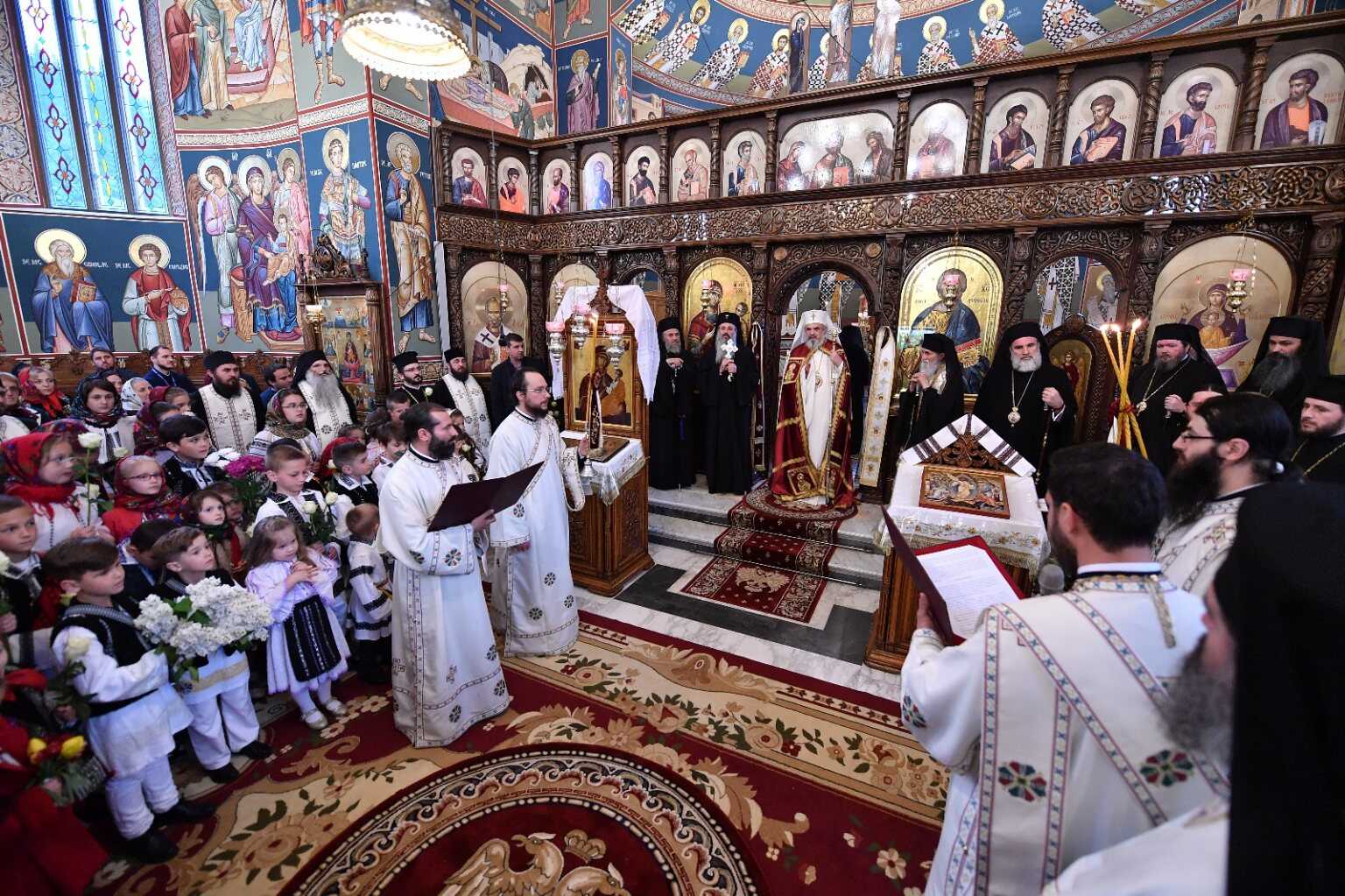 Patriarhul Daniel Sihăstria Putnei Monastery (2017)