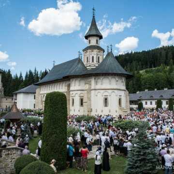 Patronal Feast of Putna Monastery | 'St Stephen is like the angels, whom he amazed by his bravery', HE Archbishop Pimen says