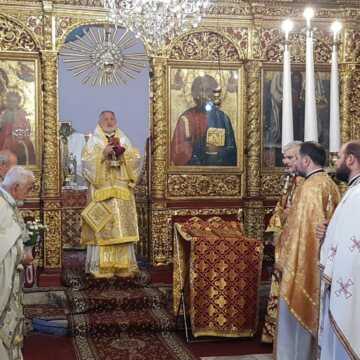 Românii Ortodocși din Istanbul au înălțat rugăciuni la Sfânta Muceniță Paraschevi