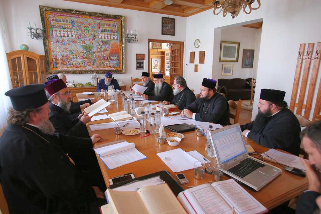 Comisia liturgică a Sf Sinod (2)