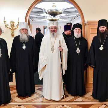 Patriarhul Daniel si delegatia BOR a ajuns in Rusia
