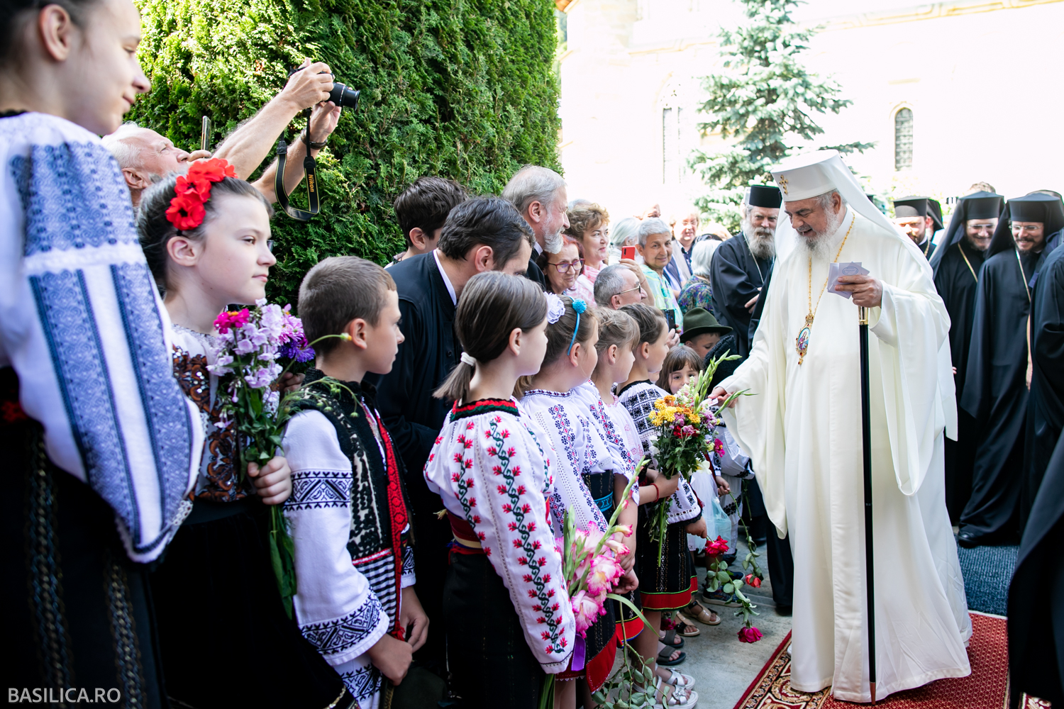 Patriarhul Daniel, binecuvântare în noul an școlar pentru elevii și profesorii români de pretutindeni