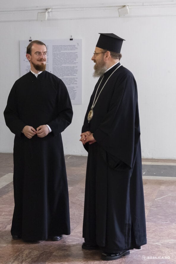PS Sofian Brașoveanul și arhid. Nicolae Iftimiu, direcoturl Agenției de Știri Basilica. Foto credit: Basilica.ro / Mircea Florescu